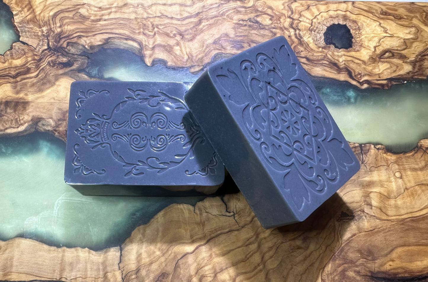 Men’s Shaving Honey & Activated Charcoal Soap | Exfoliating | Antibacterial | Moisturizer | Soothing | Natural & Cruelty-Free Deep Cleaning