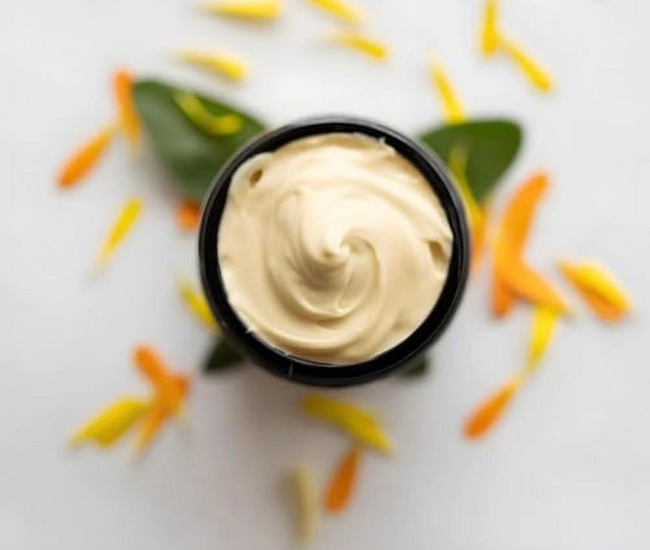 Calendula Hand Cream| For Preventing dry skin & Treating it | Anti aging & Antioxidant | Moisturizer | with essential oils Anti-Aging | Hand made Natural & Cruelty-Free Paraben Free Helps with Eczema ( Amber Glass Jar )
