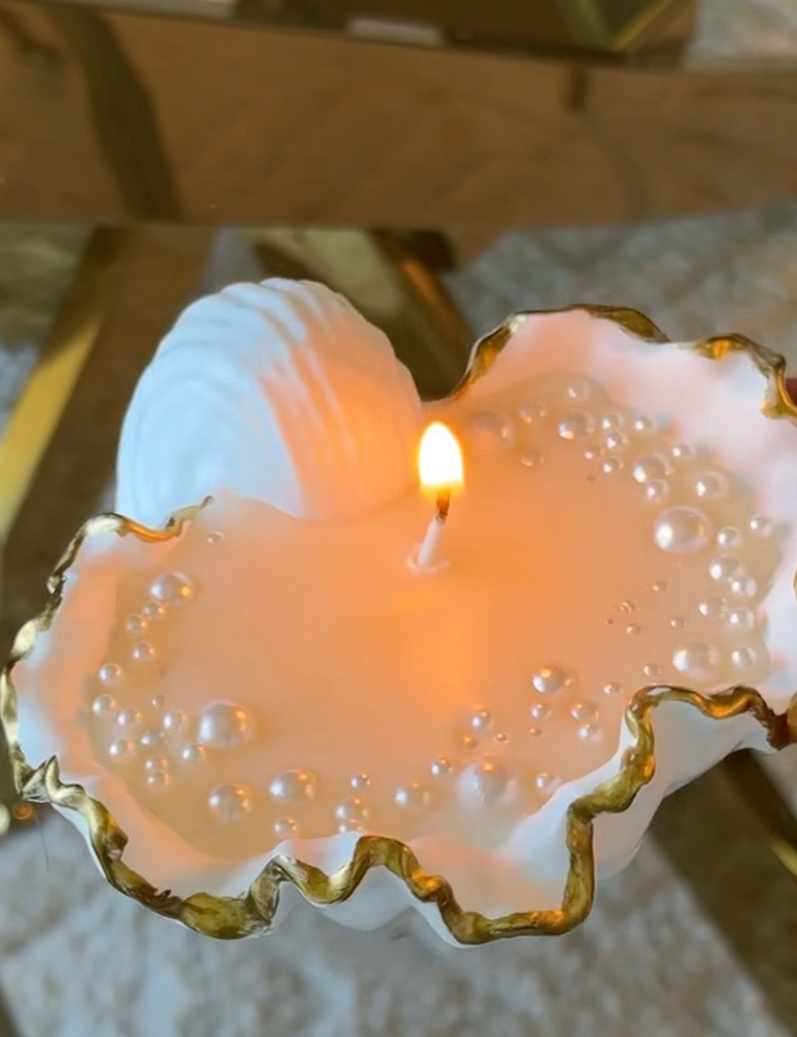 Handcrafted Coconut & Soy Wax Candle in Artisan Shell
Organic Luxury Candle | Hand-Poured in Natural Shell
Artisan Shell Candle | Coconut & Soy Wax Blend