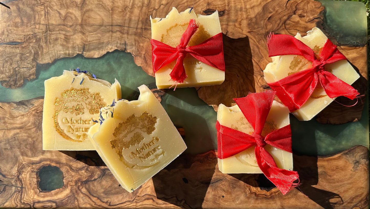 Anti-aging natural Luxury soap bar | Moisturizer made with 100% Pure Extra virgin Olive Oil | Dye Free | cold Process- 100% artisanal made Natural & Essential Oils-Cruelty-Free