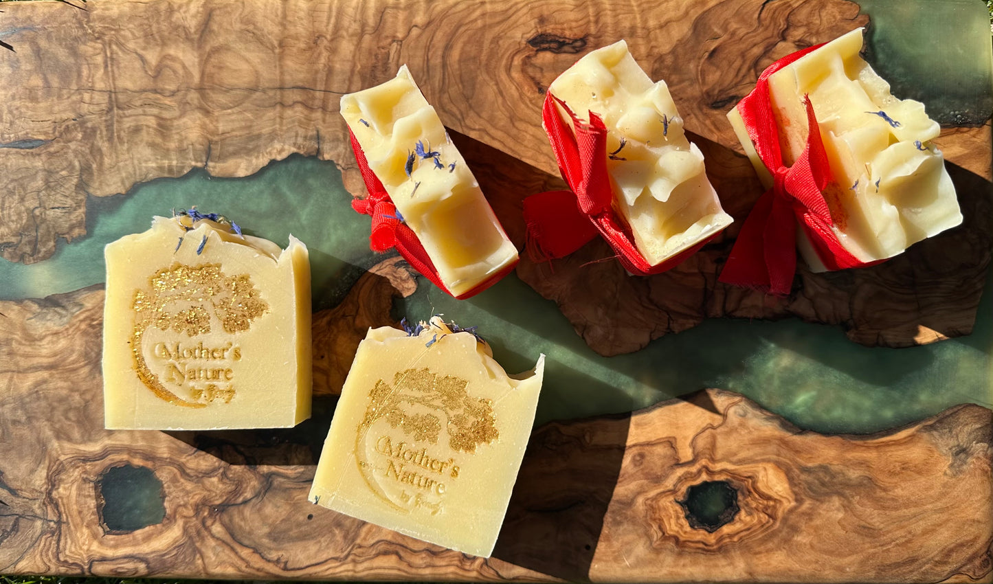Anti-aging natural Luxury soap bar | Moisturizer made with 100% Pure Extra virgin Olive Oil | Dye Free | cold Process- 100% artisanal made Natural & Essential Oils-Cruelty-Free