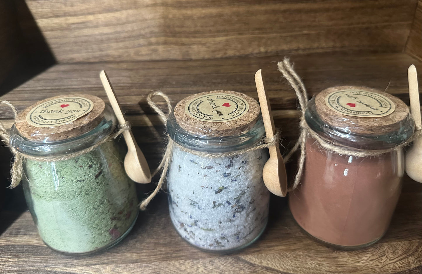 luxury Bath Salts | For Sensitive skin | Itching skin | Moisturizer | Soothing | Reducing Pores - Made with Essential Oils Himalayan Salt Dead Sea Salt and more Salts Natural & Cruelty-Free