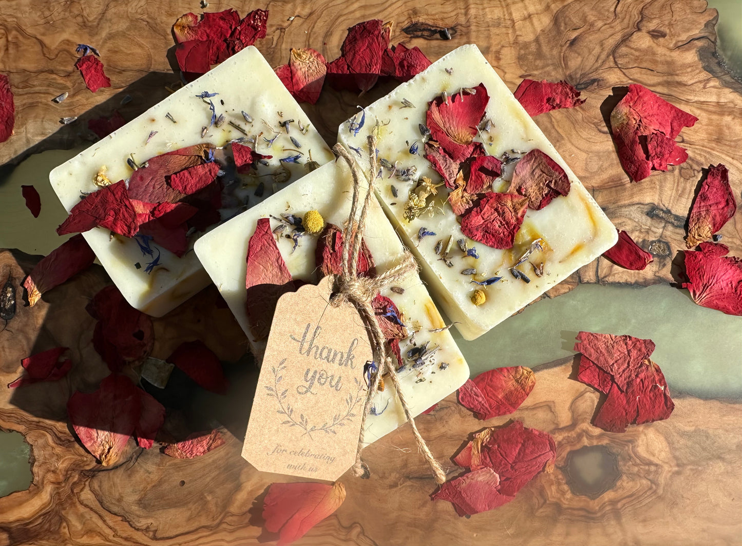 Organic Goat Milk Soap bar | Moisturizer, made with Goat milk Olive oil,Calendula, Lavander essential oil | Dye Free | 100% Hand made Natural & Cruelty-Free