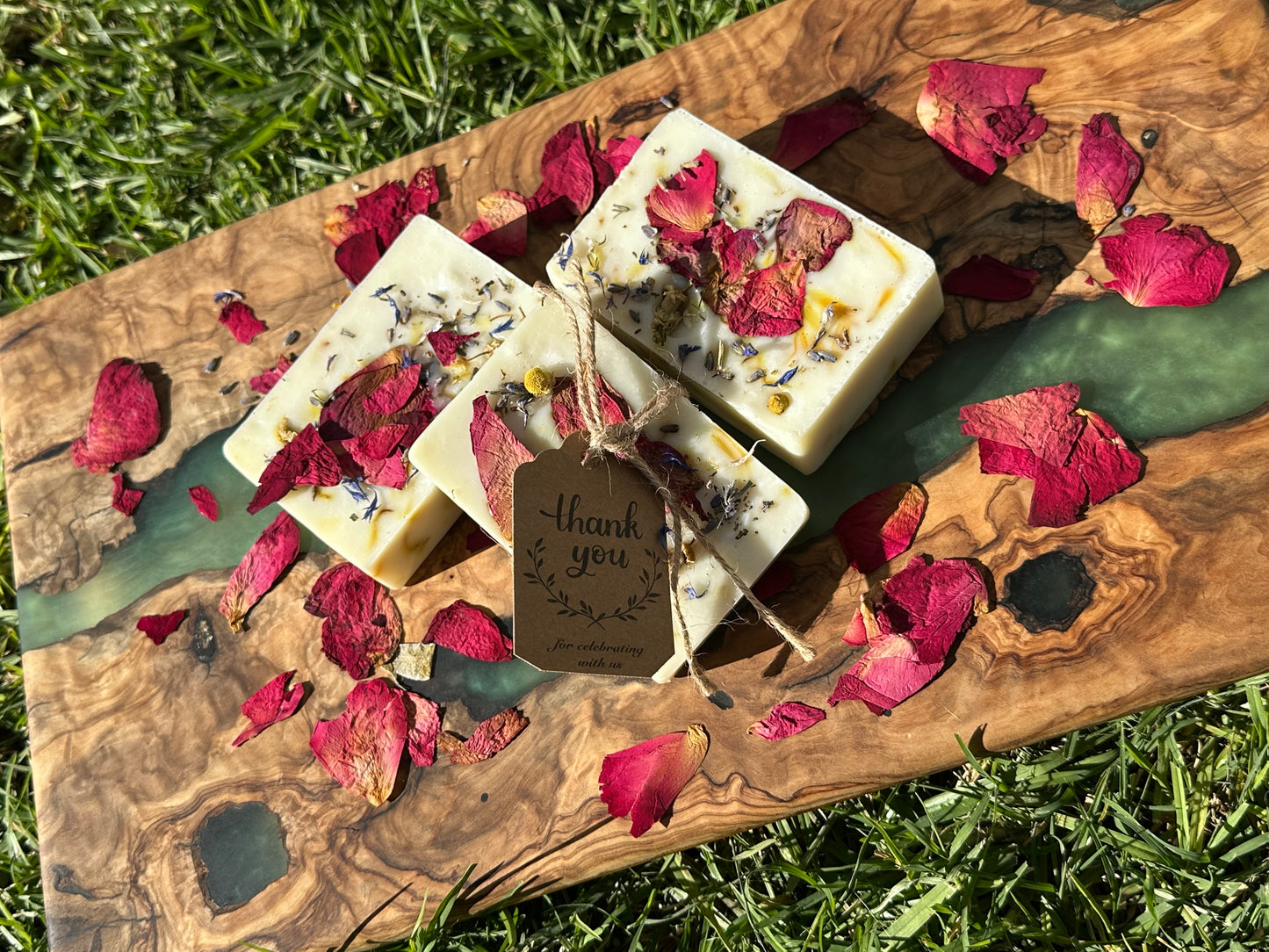 Organic Goat Milk Soap bar | Moisturizer, made with Goat milk Olive oil,Calendula, Lavander essential oil | Dye Free | 100% Hand made Natural & Cruelty-Free