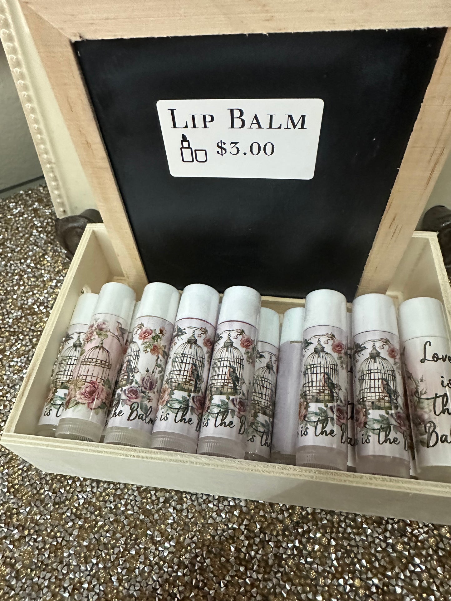 Natural Lip Balm hand made | Moisturizer made with sweet orange essential oil | Dye Free | Soothing | Natural & Cruelty-Free