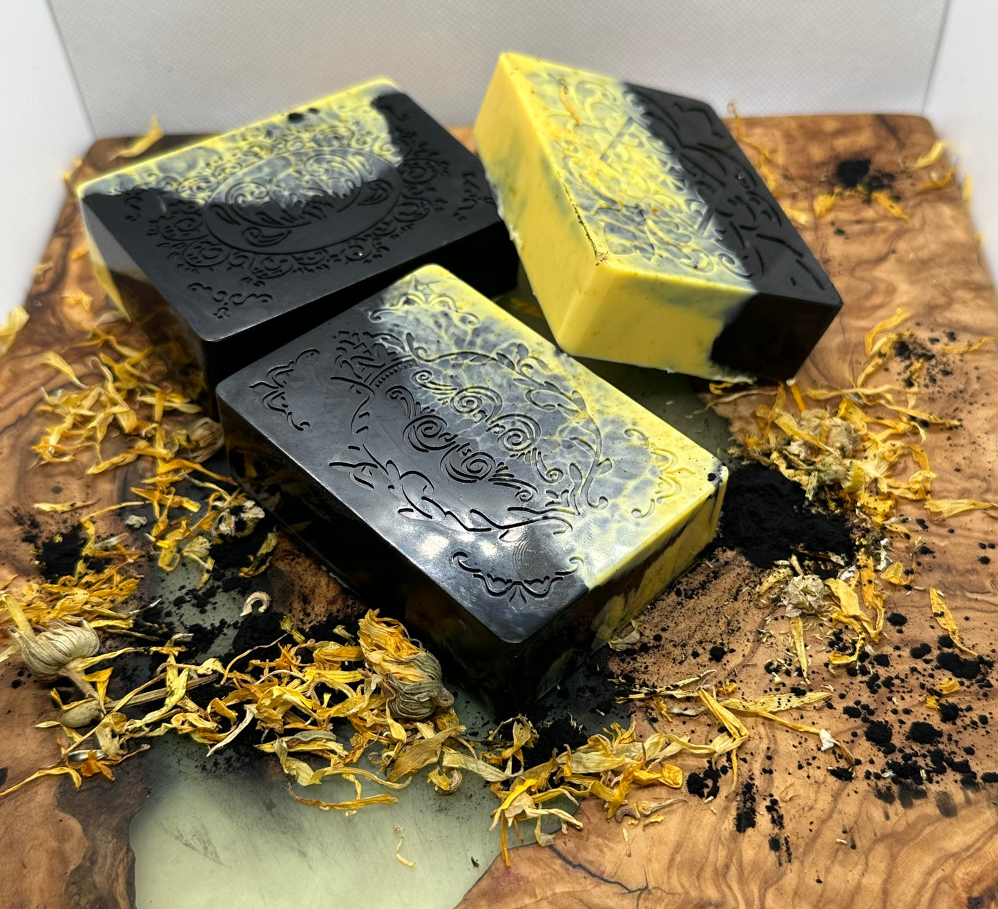 Activated Charcoal Pro Soap | Exfoliating| Antibacterial | Moisturizer | Soothing | Natural & Cruelty-Free Deep cleaning Detox skin With Calendula & Turmeric