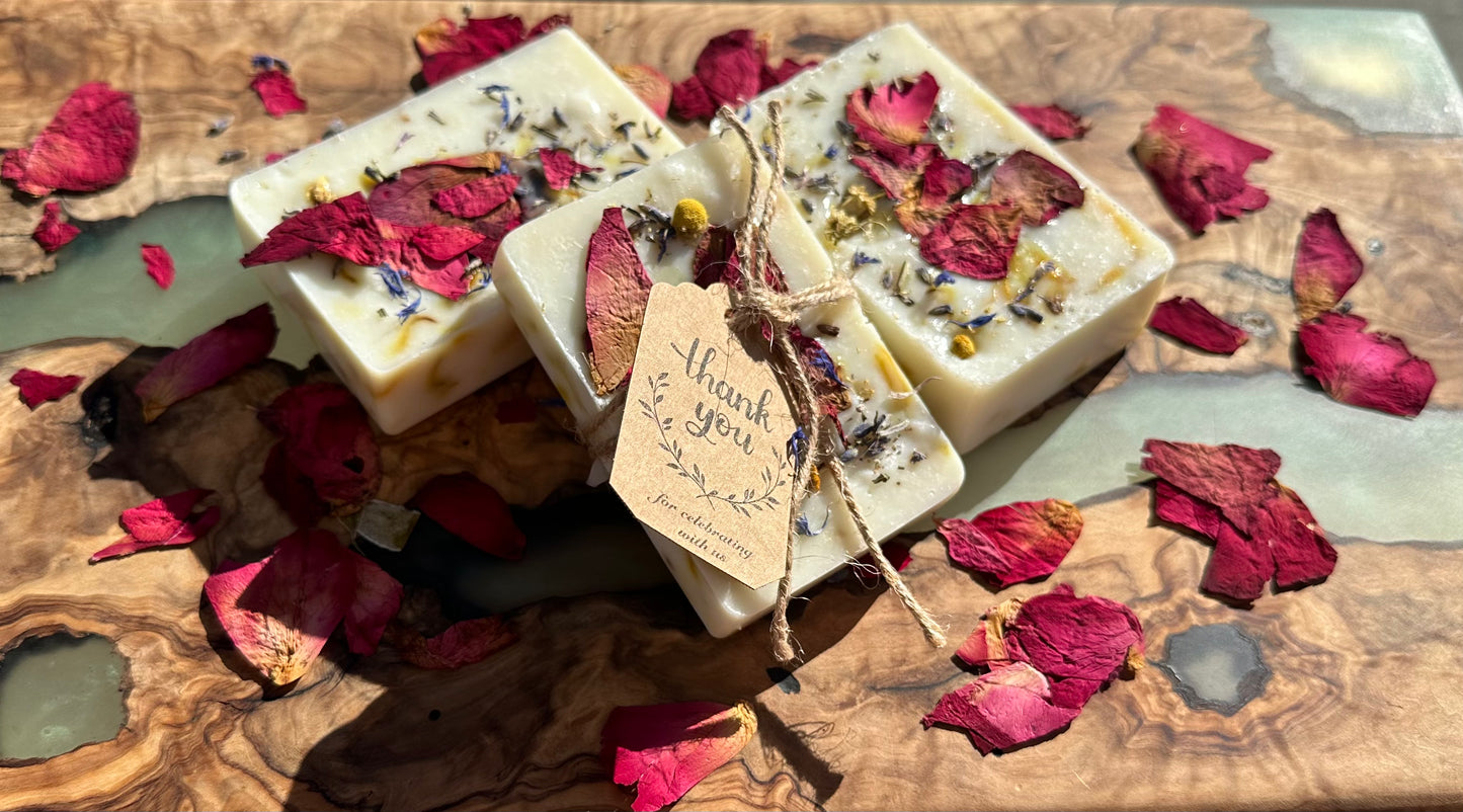 Organic Goat Milk Soap bar | Moisturizer, made with Goat milk Olive oil,Calendula, Lavander essential oil | Dye Free | 100% Hand made Natural & Cruelty-Free